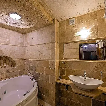 Bezirhane Cave Otel