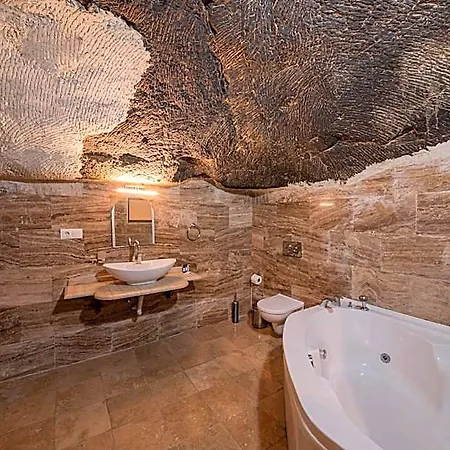 Bezirhane Cave Otel 5*
